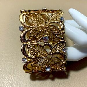 Gold Leaf Design & Rhinestone Bracelet